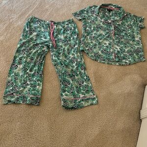 Worn Once Tropical Ladies Pajamas 2 Piece Medium Brand Room Service